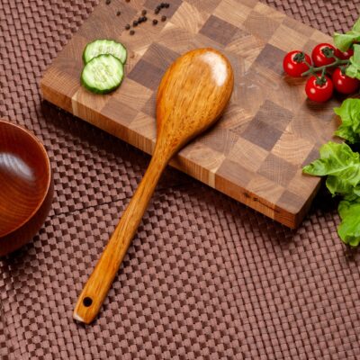 Кулинарная ложка из дерева широкая, длина 31 см