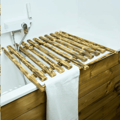 image 2 Подставка для купания под детскую ванночку с перекладиной для полотенца из термообработанного дерева темная